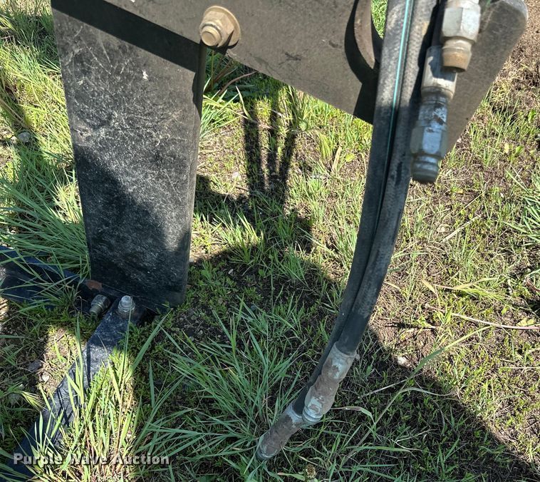 image for item DP8363 Buhler Allied 595 loader