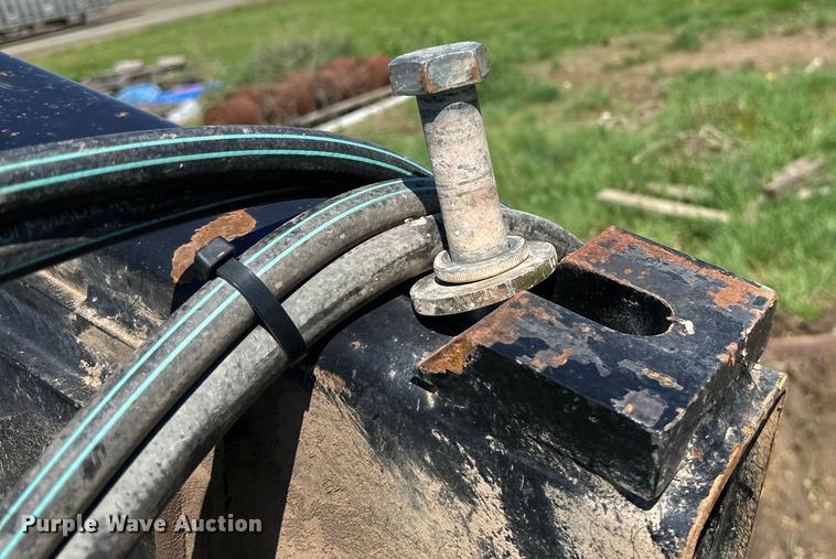 image for item DP8363 Buhler Allied 595 loader