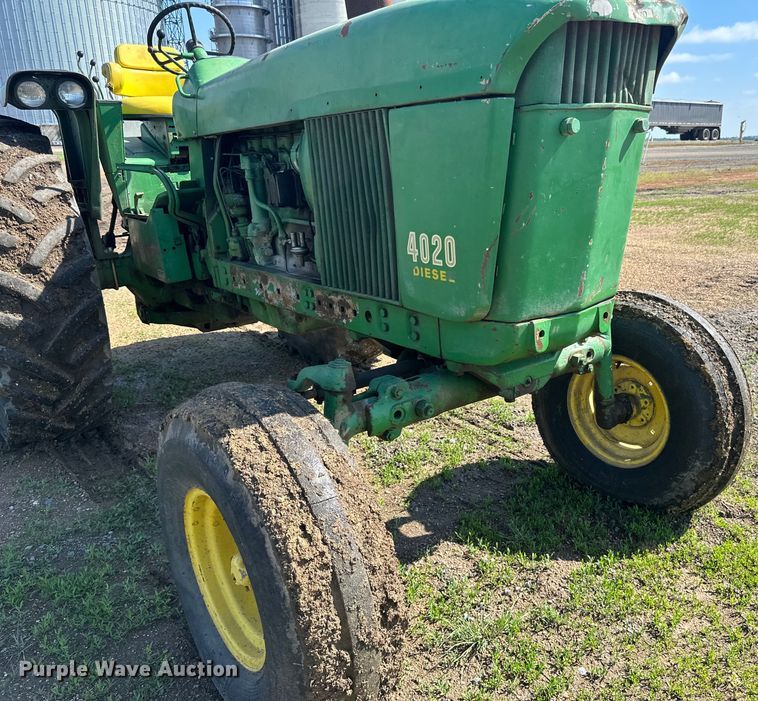 image for item DP8365 1971 John Deere 4020 tractor