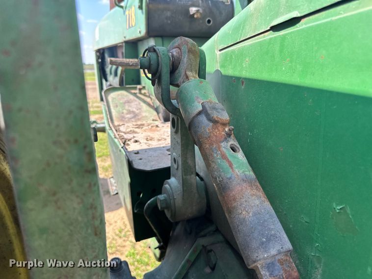 image for item DP8365 1971 John Deere 4020 tractor