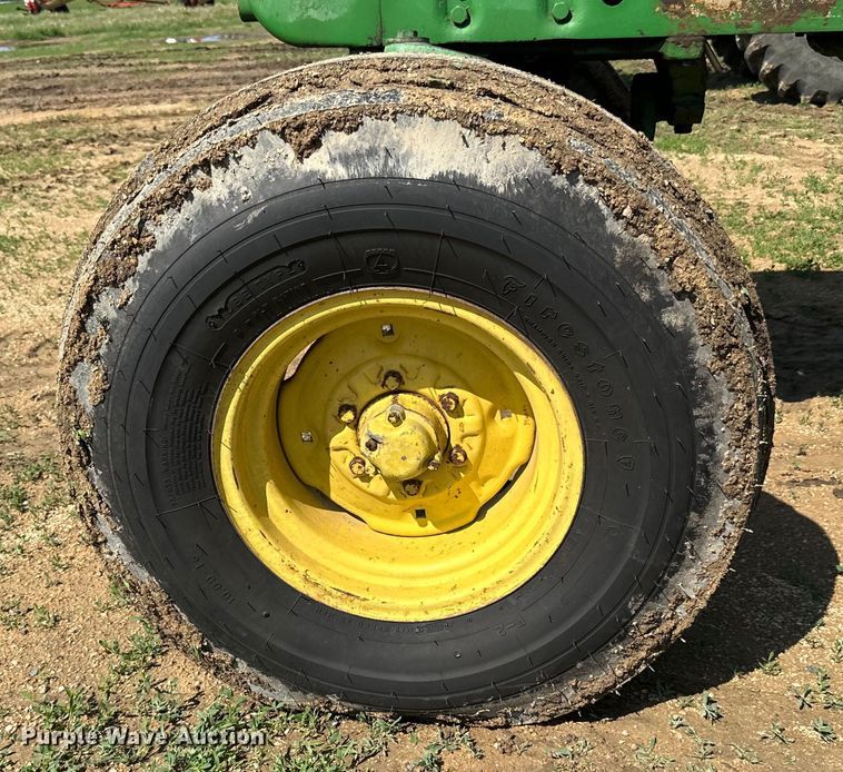 image for item DP8365 1971 John Deere 4020 tractor