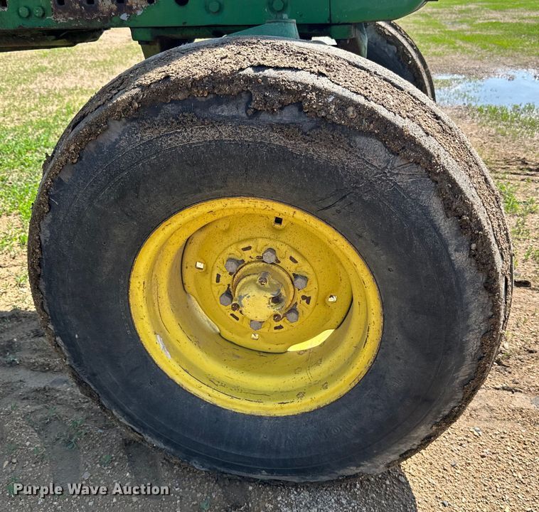 image for item DP8365 1971 John Deere 4020 tractor