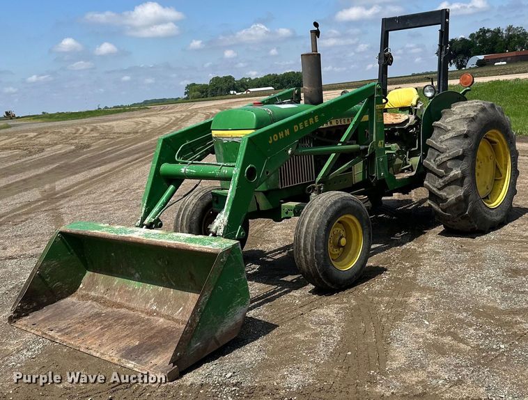 image for item DP8371 1980 John Deere 2640 tractor
