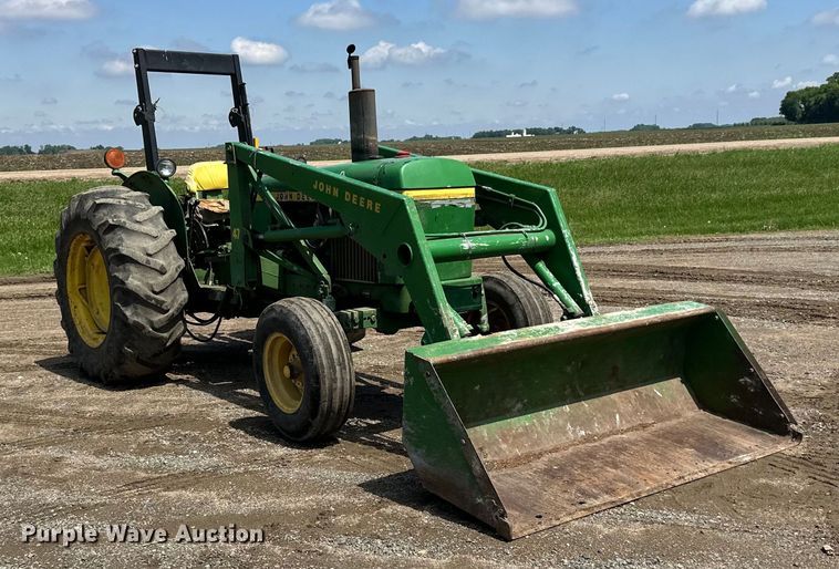 image for item DP8371 1980 John Deere 2640 tractor