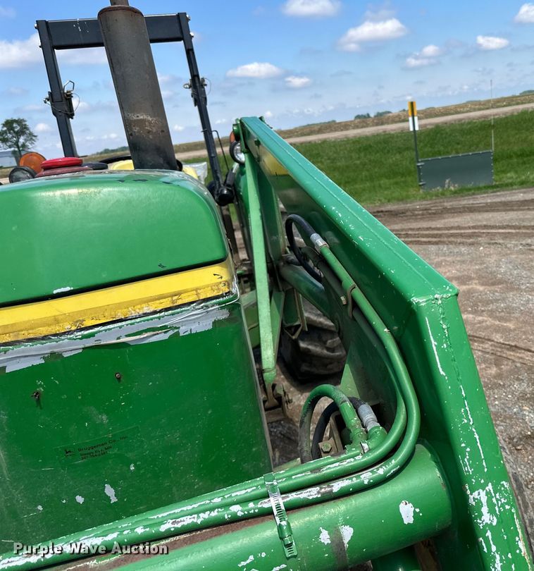 image for item DP8371 1980 John Deere 2640 tractor