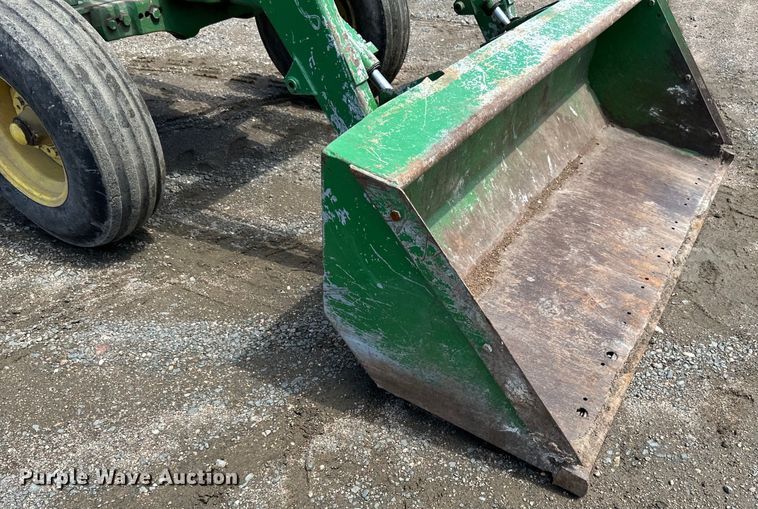 image for item DP8371 1980 John Deere 2640 tractor