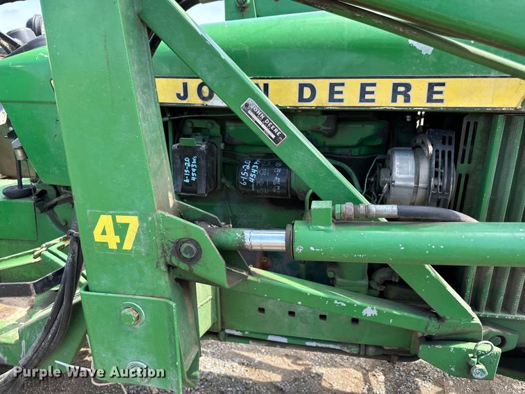 image for item DP8371 1980 John Deere 2640 tractor