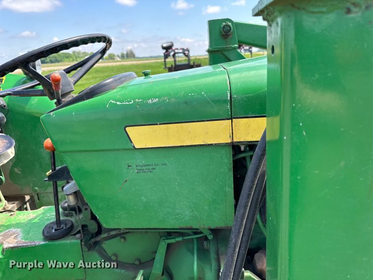 image for item DP8371 1980 John Deere 2640 tractor