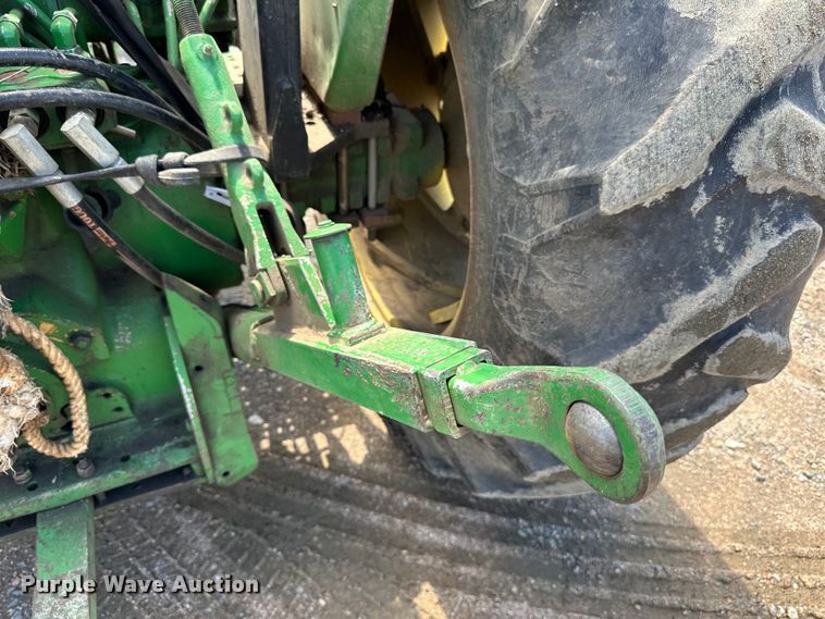 image for item DP8371 1980 John Deere 2640 tractor