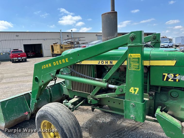 image for item DP8371 1980 John Deere 2640 tractor