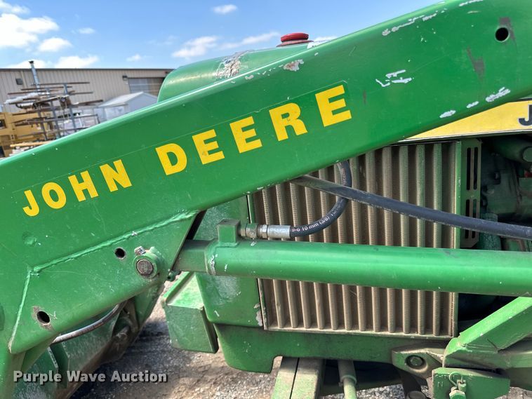 image for item DP8371 1980 John Deere 2640 tractor