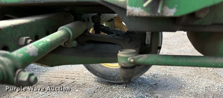 image for item DP8371 1980 John Deere 2640 tractor