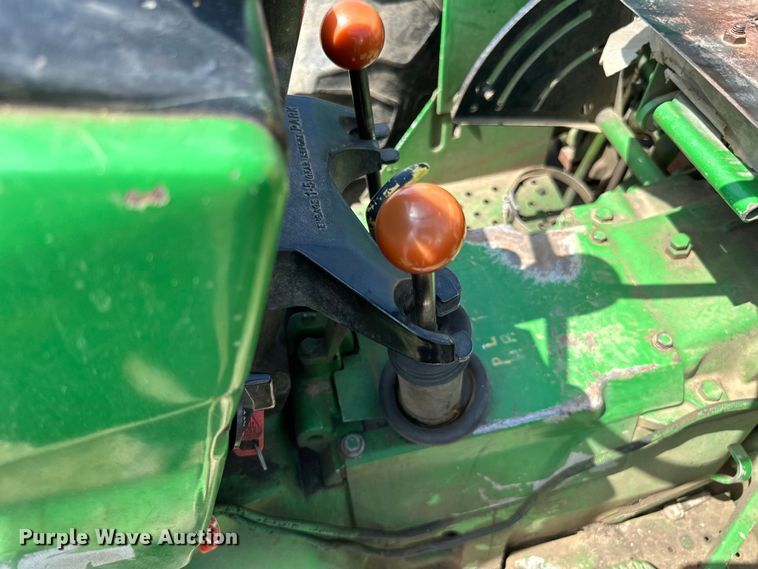 image for item DP8371 1980 John Deere 2640 tractor