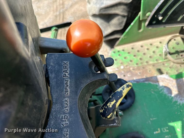 image for item DP8371 1980 John Deere 2640 tractor