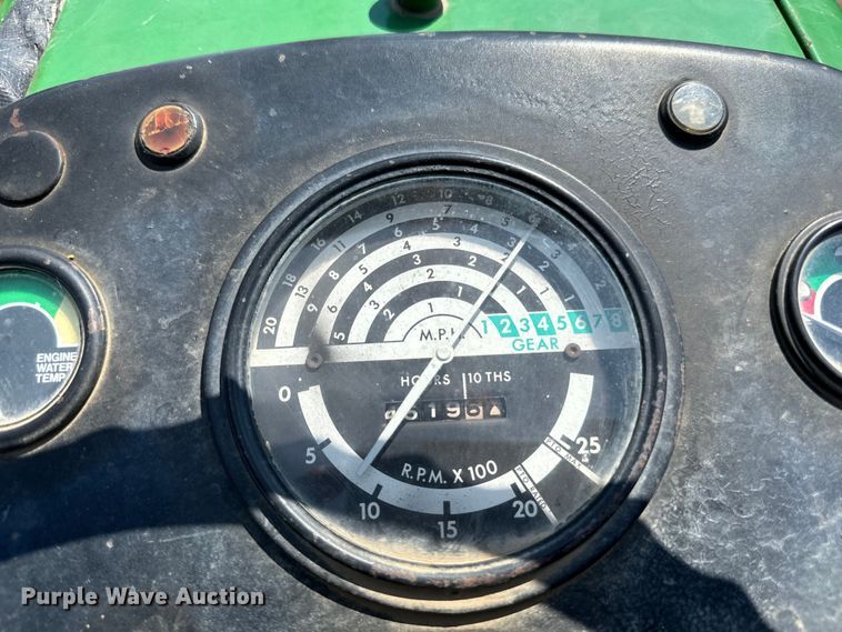 image for item DP8371 1980 John Deere 2640 tractor