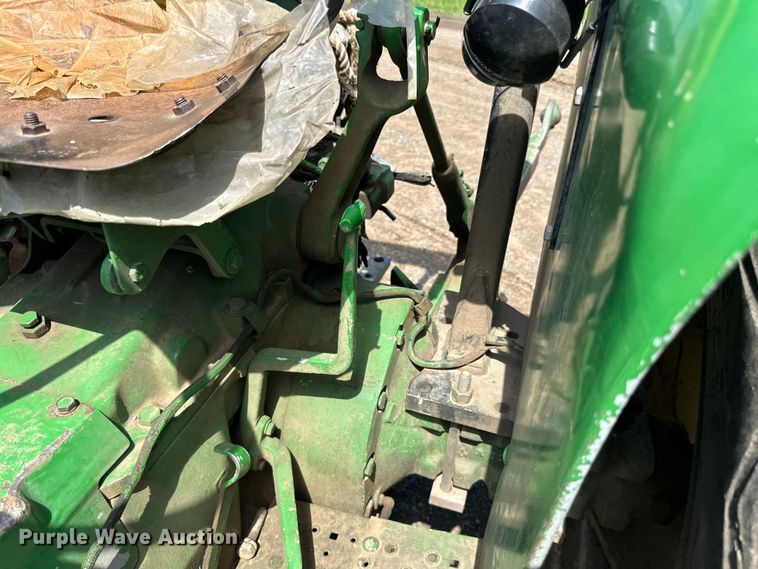 image for item DP8371 1980 John Deere 2640 tractor