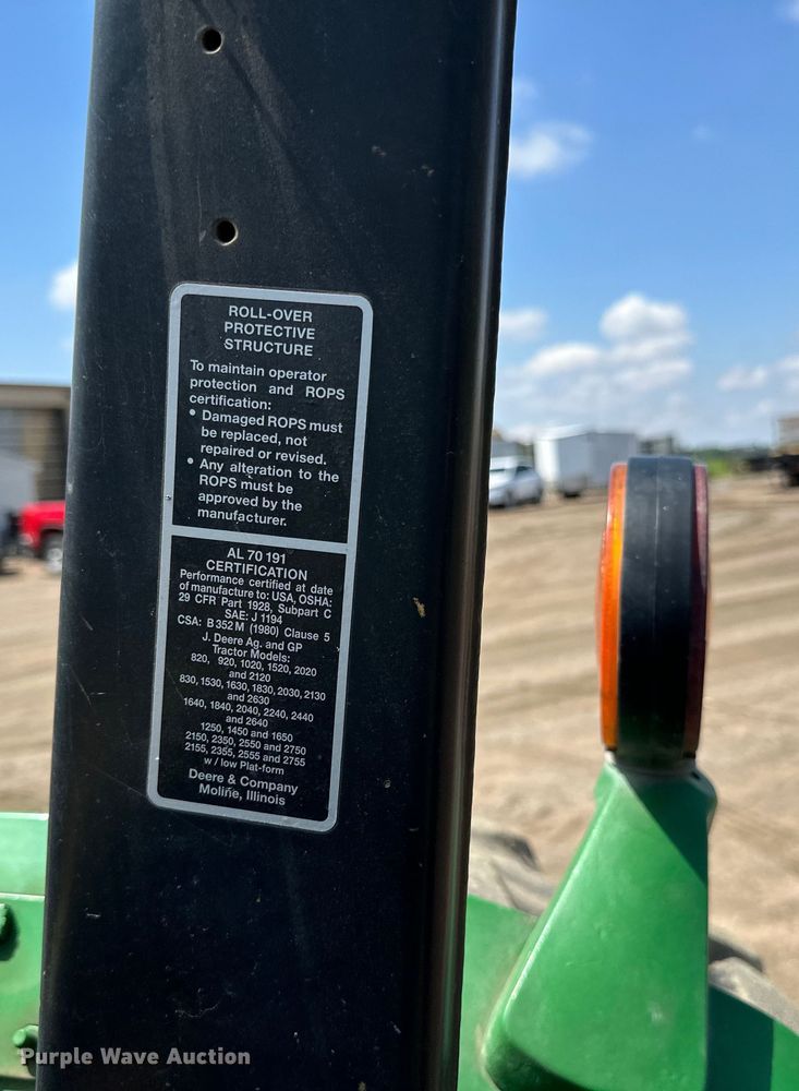 image for item DP8371 1980 John Deere 2640 tractor