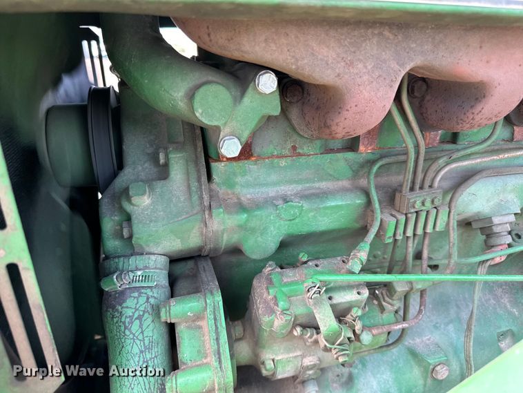 image for item DP8371 1980 John Deere 2640 tractor