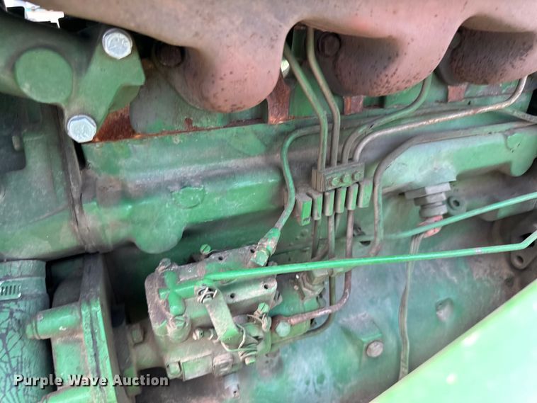 image for item DP8371 1980 John Deere 2640 tractor