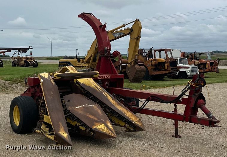 image for item DP8386 New Holland  880R2 forage harvester