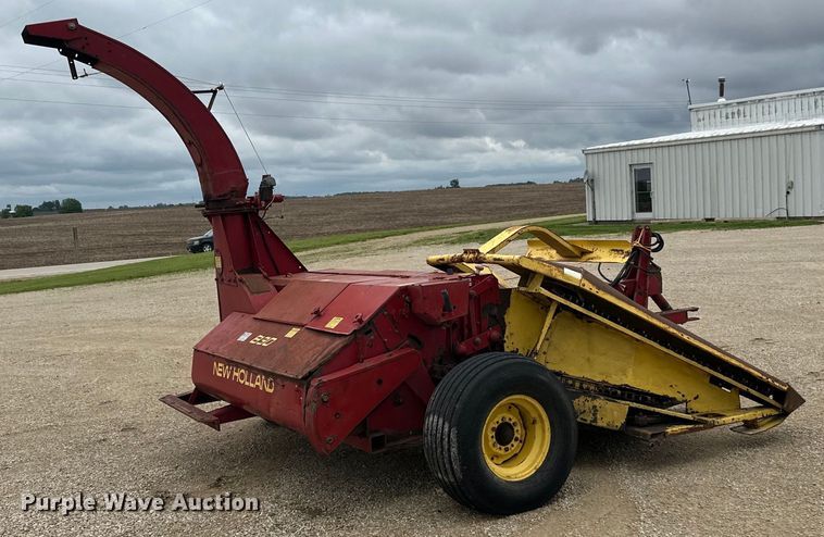 image for item DP8386 New Holland  880R2 forage harvester