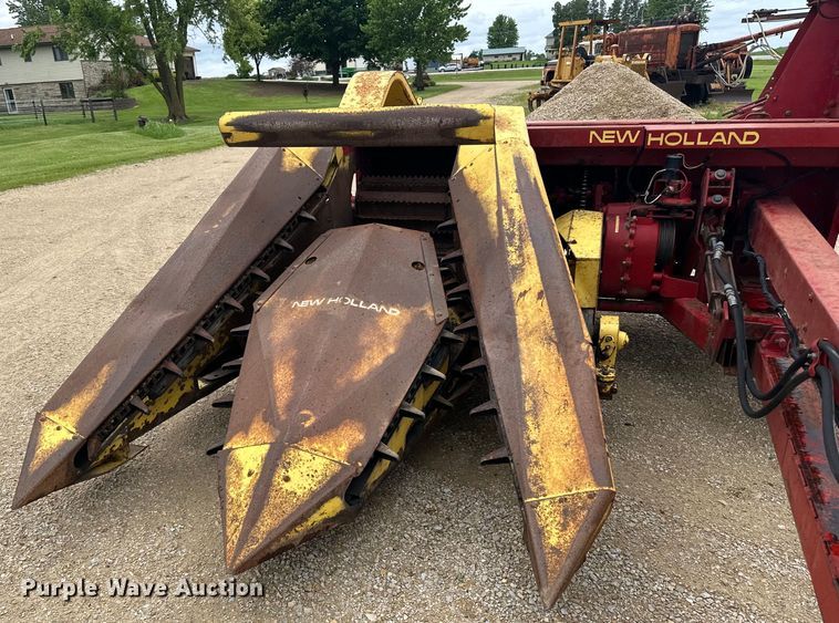 image for item DP8386 New Holland  880R2 forage harvester