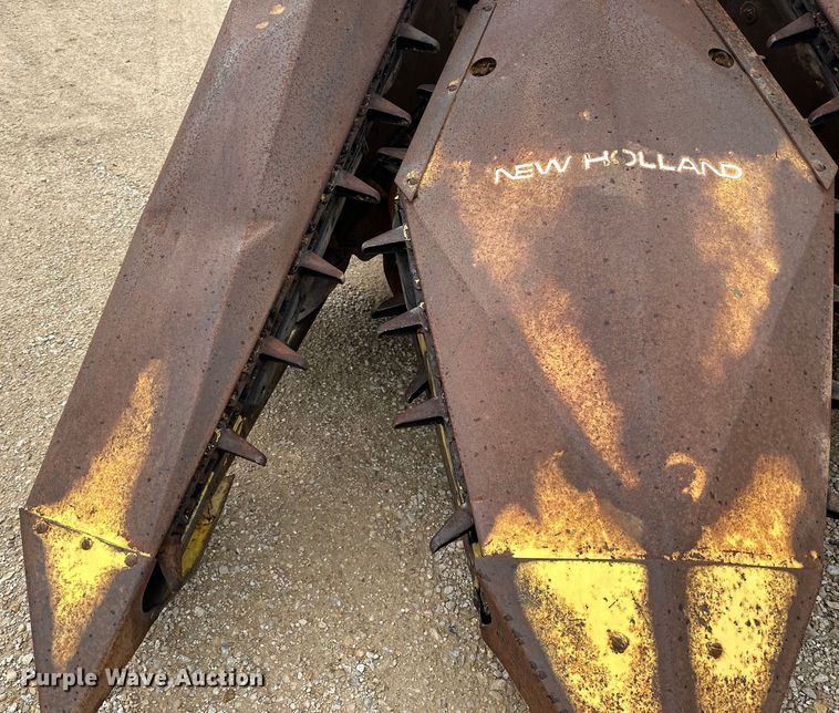 image for item DP8386 New Holland  880R2 forage harvester