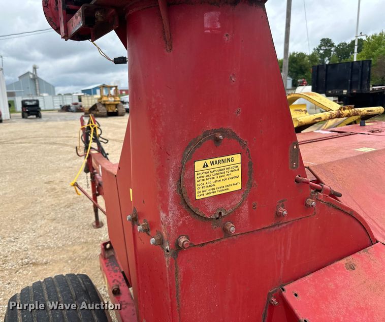 image for item DP8386 New Holland  880R2 forage harvester