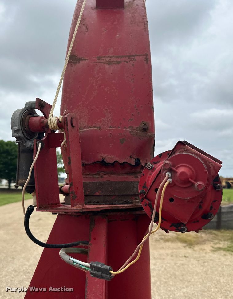 image for item DP8386 New Holland  880R2 forage harvester