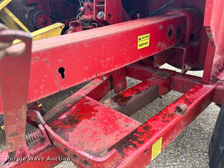 image for item DP8386 New Holland  880R2 forage harvester