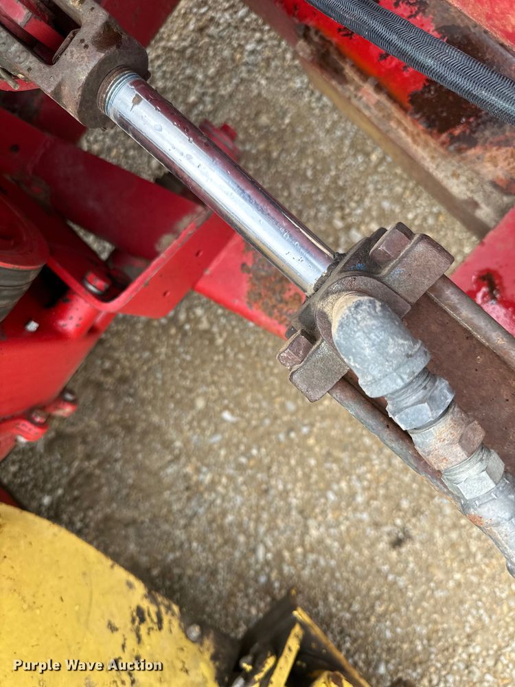 image for item DP8386 New Holland  880R2 forage harvester