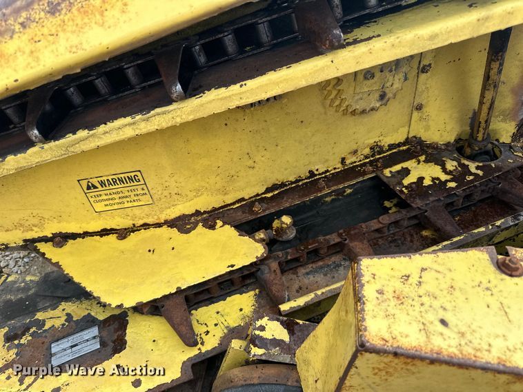 image for item DP8386 New Holland  880R2 forage harvester