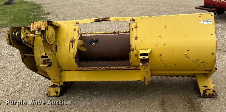 image for item DP8387 New Holland  880W pickup head