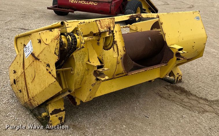 image for item DP8387 New Holland  880W pickup head