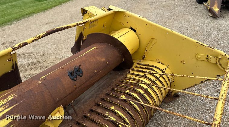 image for item DP8387 New Holland  880W pickup head