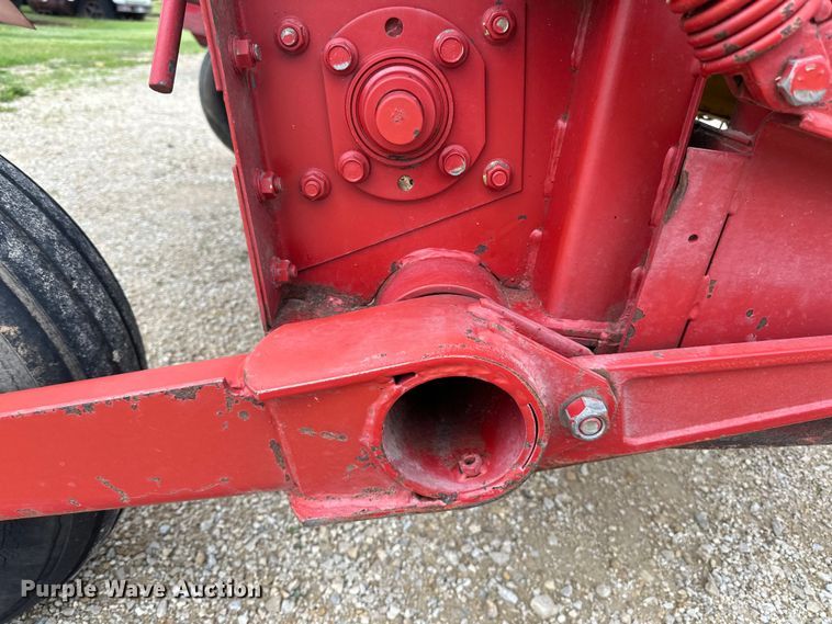 image for item DP8388 New Holland  1465 swather / windrower