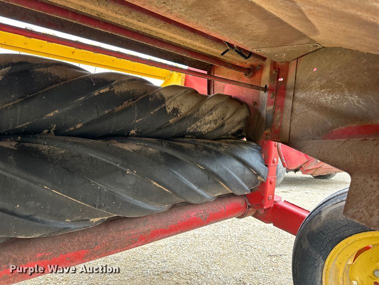 image for item DP8388 New Holland  1465 swather / windrower