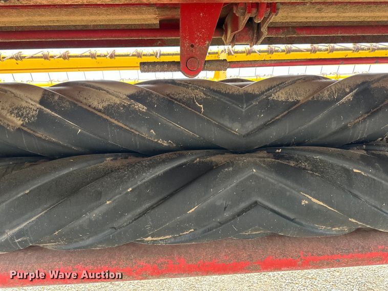 image for item DP8388 New Holland  1465 swather / windrower