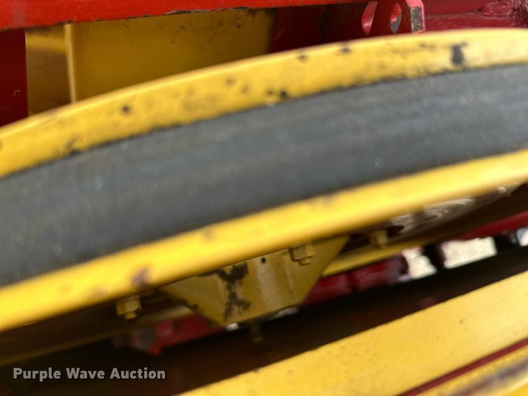 image for item DP8388 New Holland  1465 swather / windrower