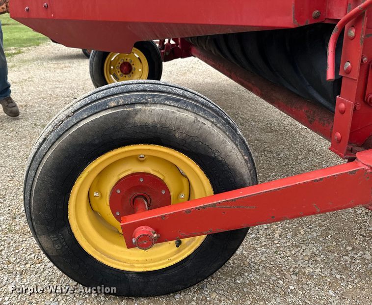 image for item DP8388 New Holland  1465 swather / windrower