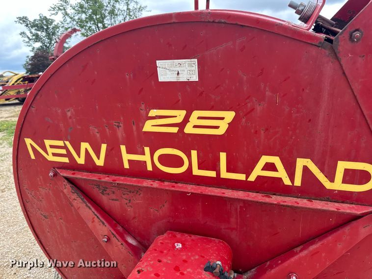 image for item DP8389 New Holland  28 silage blower