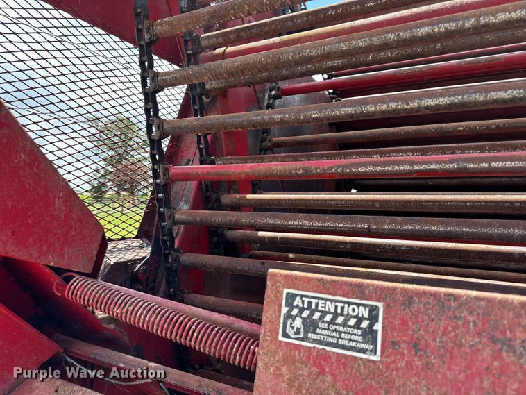 image for item DP8390 New Holland  851 round baler