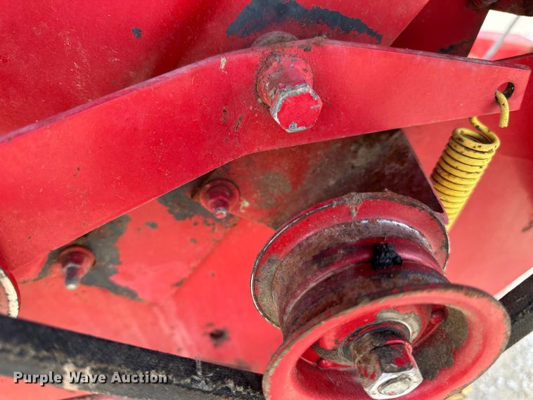 image for item DP8390 New Holland  851 round baler