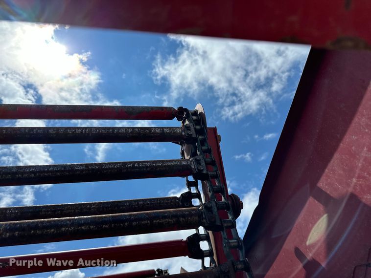 image for item DP8390 New Holland  851 round baler