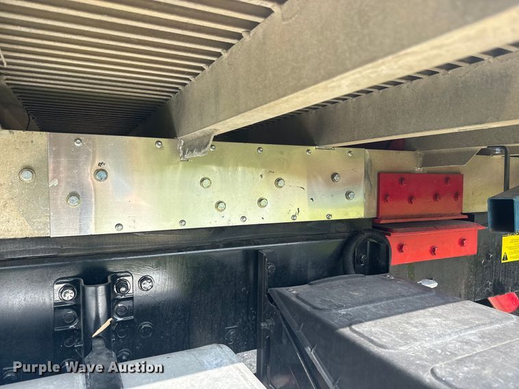 image for item DQ6775 2008 Freightliner Business Class M2  grain truck