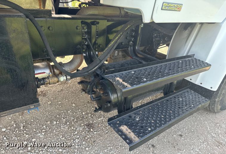 image for item DQ6775 2008 Freightliner Business Class M2  grain truck