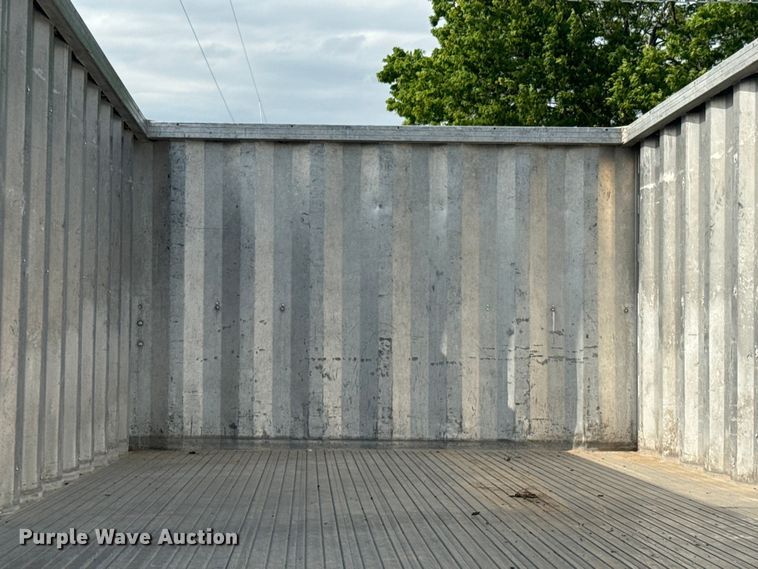 image for item DQ6775 2008 Freightliner Business Class M2  grain truck