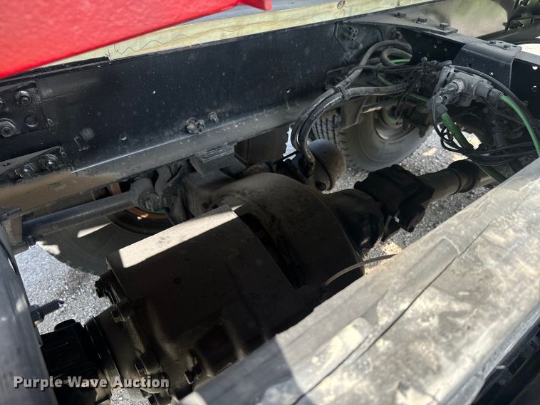 image for item DQ6775 2008 Freightliner Business Class M2  grain truck