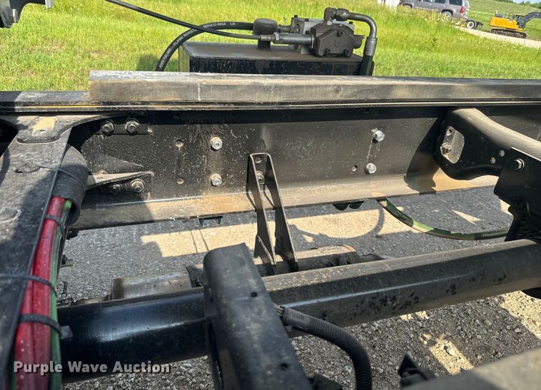 image for item DQ6775 2008 Freightliner Business Class M2  grain truck