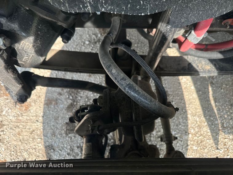 image for item DQ6775 2008 Freightliner Business Class M2  grain truck